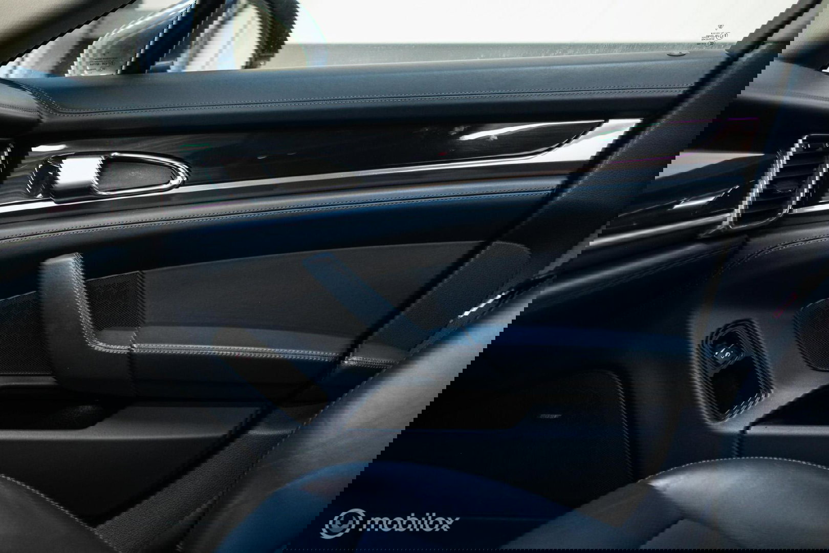 Porsche Panamera 3.0 S Hybrid | Yachting Blue | Executive Rear Seat | youngtimer | winter + zomerset | uniek | Blauw interieur |