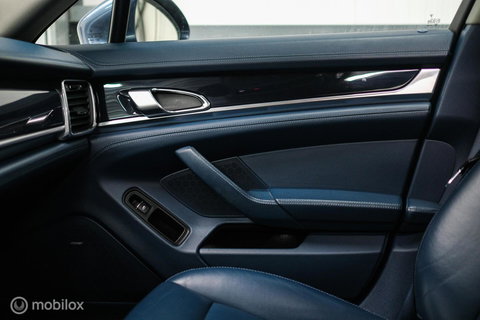 Porsche Panamera 3.0 S Hybrid | Yachting Blue | Executive Rear Seat | youngtimer | winter + zomerset | uniek | Blauw interieur |
