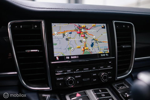 Porsche Panamera 3.0 S Hybrid | Yachting Blue | Executive Rear Seat | youngtimer | winter + zomerset | uniek | Blauw interieur |