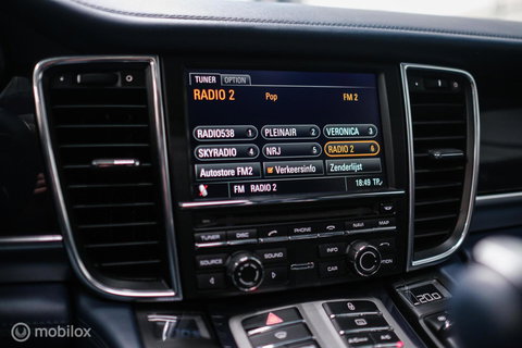 Porsche Panamera 3.0 S Hybrid | Yachting Blue | Executive Rear Seat | youngtimer | winter + zomerset | uniek | Blauw interieur |