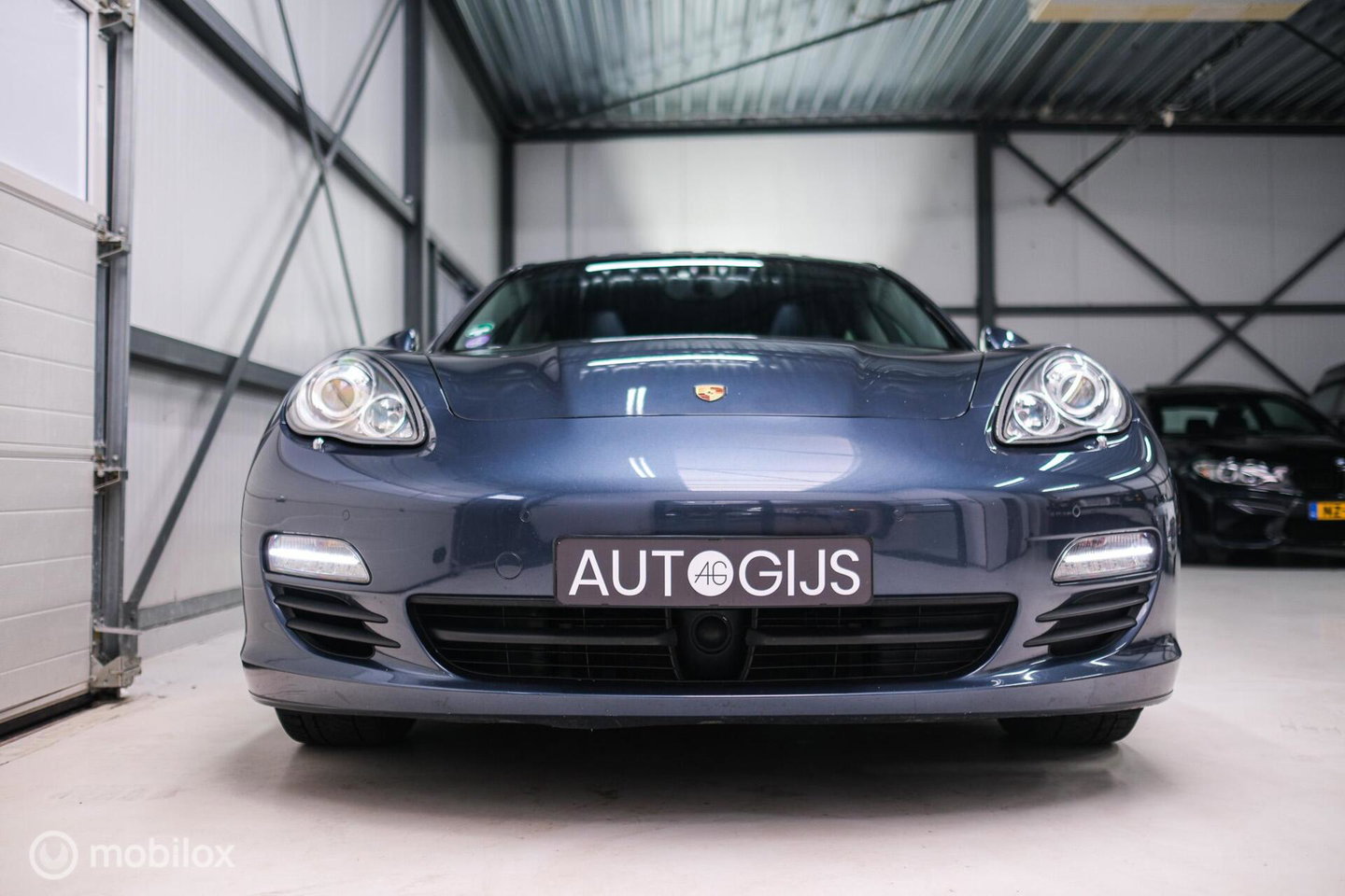 Porsche Panamera 3.0 S Hybrid | Yachting Blue | Executive Rear Seat | youngtimer | winter + zomerset | uniek | Blauw interieur |