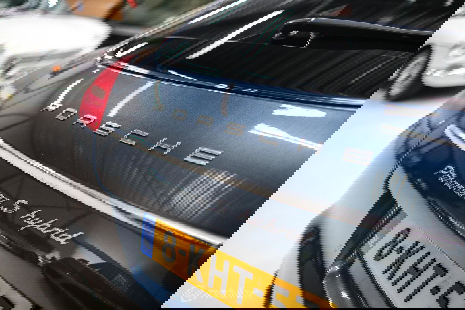 Porsche Panamera 3.0 S Hybrid | Yachting Blue | Executive Rear Seat | youngtimer | winter + zomerset | uniek | Blauw interieur |