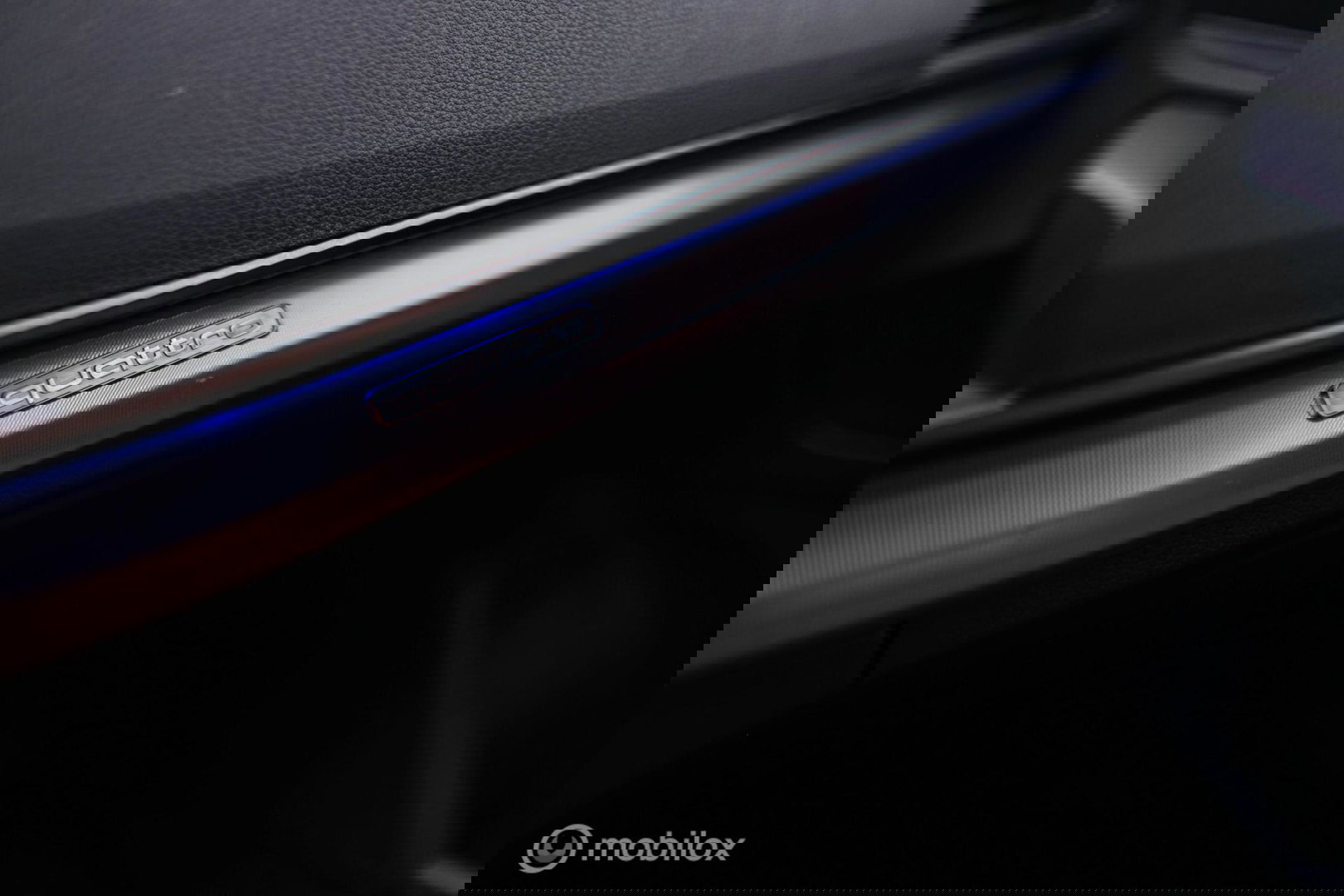 Audi Q5 2.0 TFSI quattro Launch Edition | HUD | Virtual cockpit | Trekhaak | LED | Leder | Ambiance verlichting | Nieuw model |