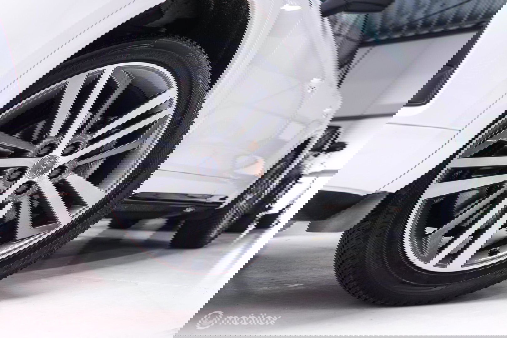 Audi Q5 2.0 TFSI quattro Launch Edition | HUD | Virtual cockpit | Trekhaak | LED | Leder | Ambiance verlichting | Nieuw model |