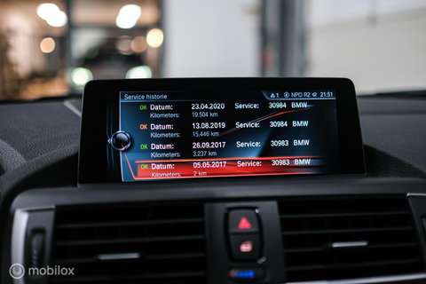 BMW 2 Serie Coupé M2 DCT | Dealer OH | NL auto NAP | Schuifdak | Camera | Harman Kardon | Winter + zomerset | Memory |