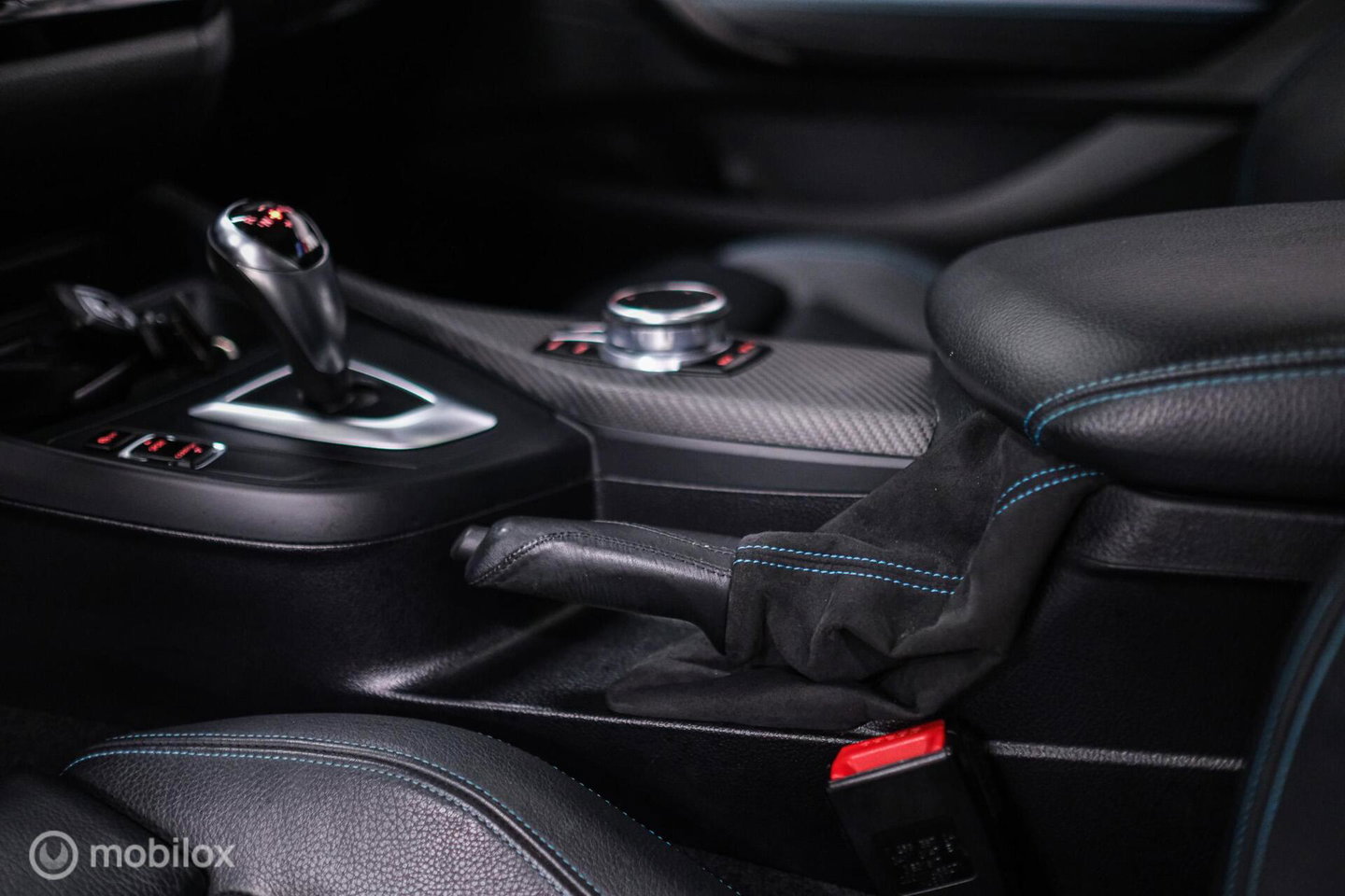 BMW 2 Serie Coupé M2 DCT | Dealer OH | NL auto NAP | Schuifdak | Camera | Harman Kardon | Winter + zomerset | Memory |