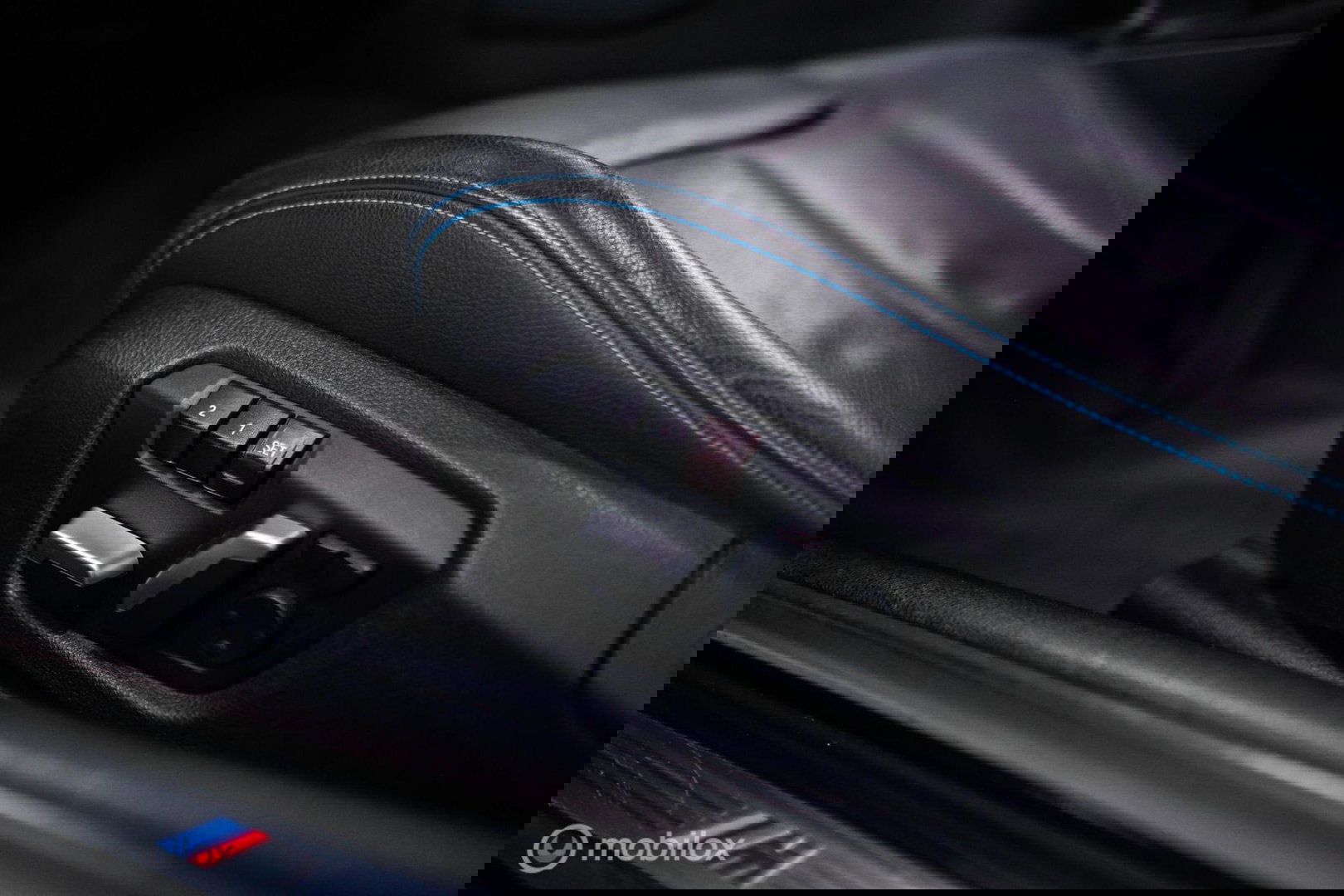 BMW 2 Serie Coupé M2 DCT | Dealer OH | NL auto NAP | Schuifdak | Camera | Harman Kardon | Winter + zomerset | Memory |