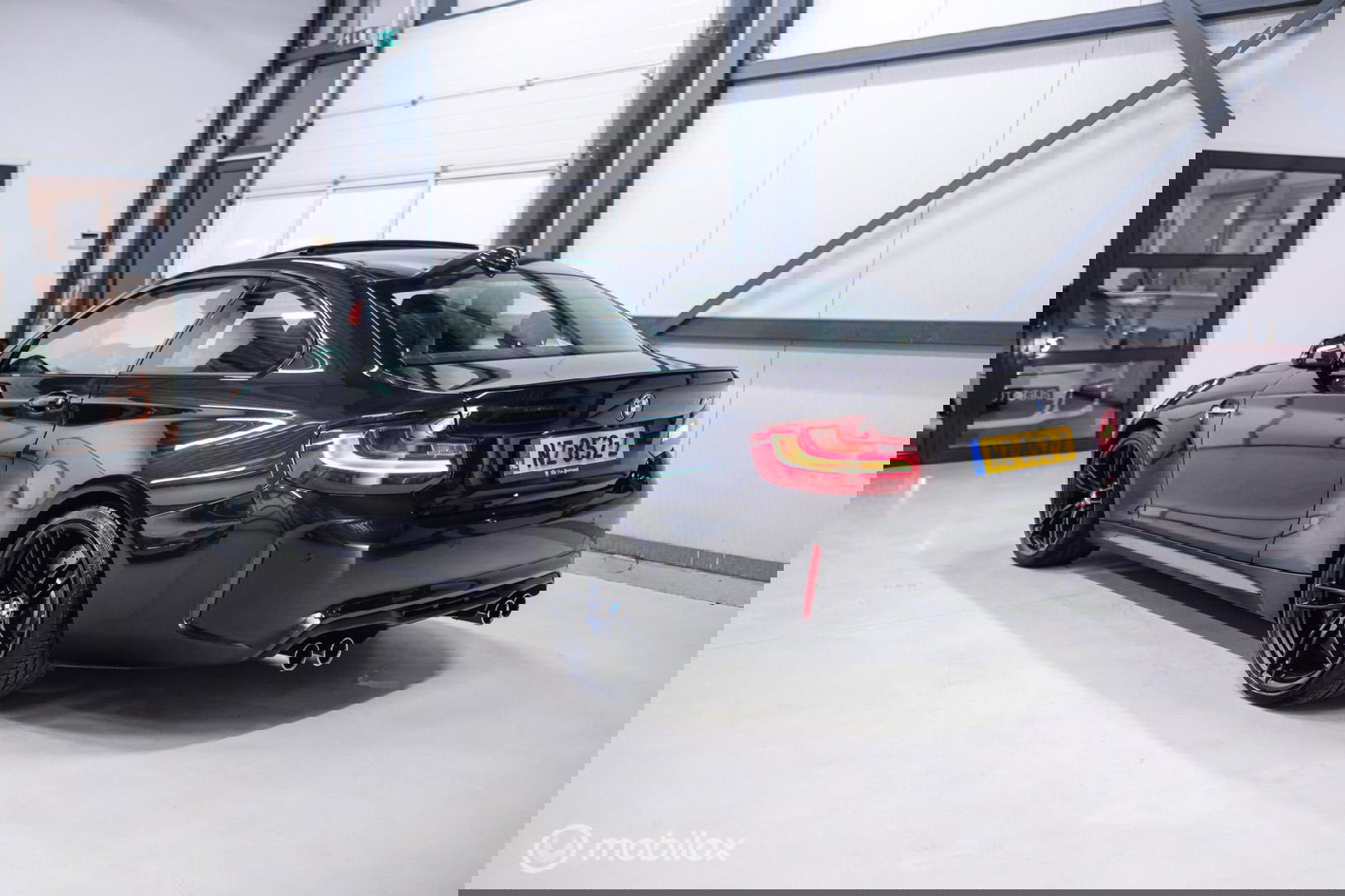 BMW 2 Serie Coupé M2 DCT | Dealer OH | NL auto NAP | Schuifdak | Camera | Harman Kardon | Winter + zomerset | Memory |