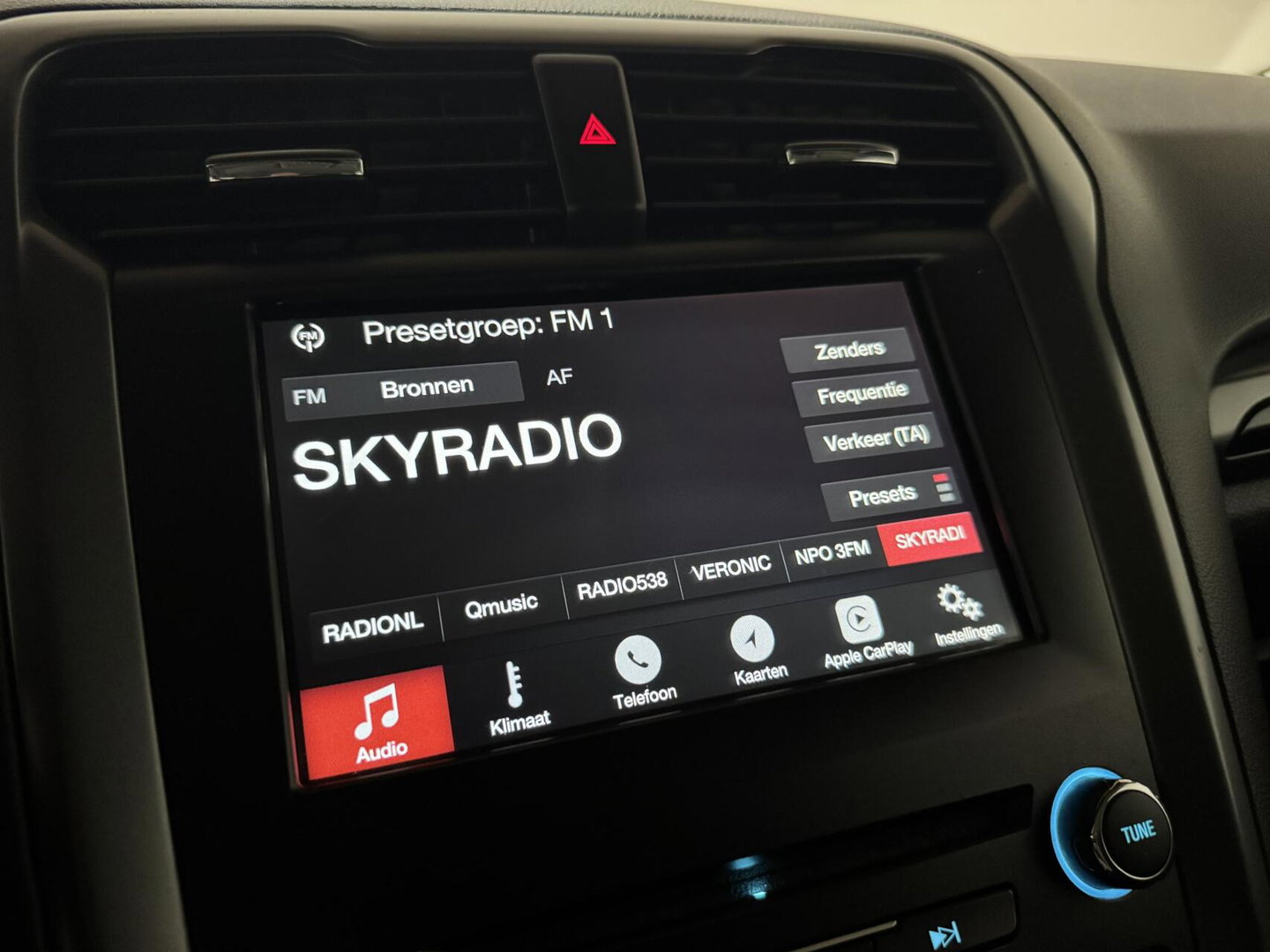 Ford Mondeo Wagon 2.0 ST-Line Carplay Memory PDC Sfeer