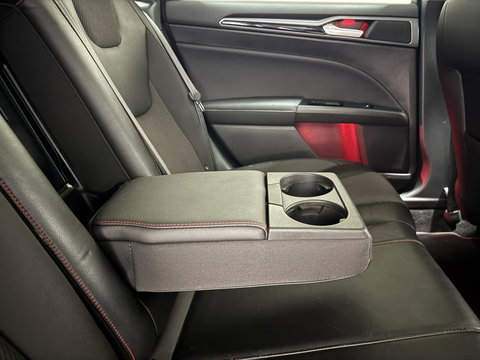 Ford Mondeo Wagon 2.0 ST-Line Carplay Memory PDC Sfeer