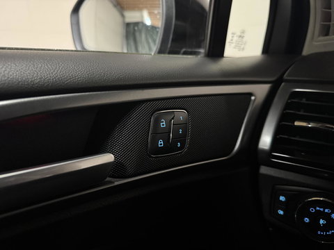 Ford Mondeo Wagon 2.0 ST-Line Carplay Memory PDC Sfeer