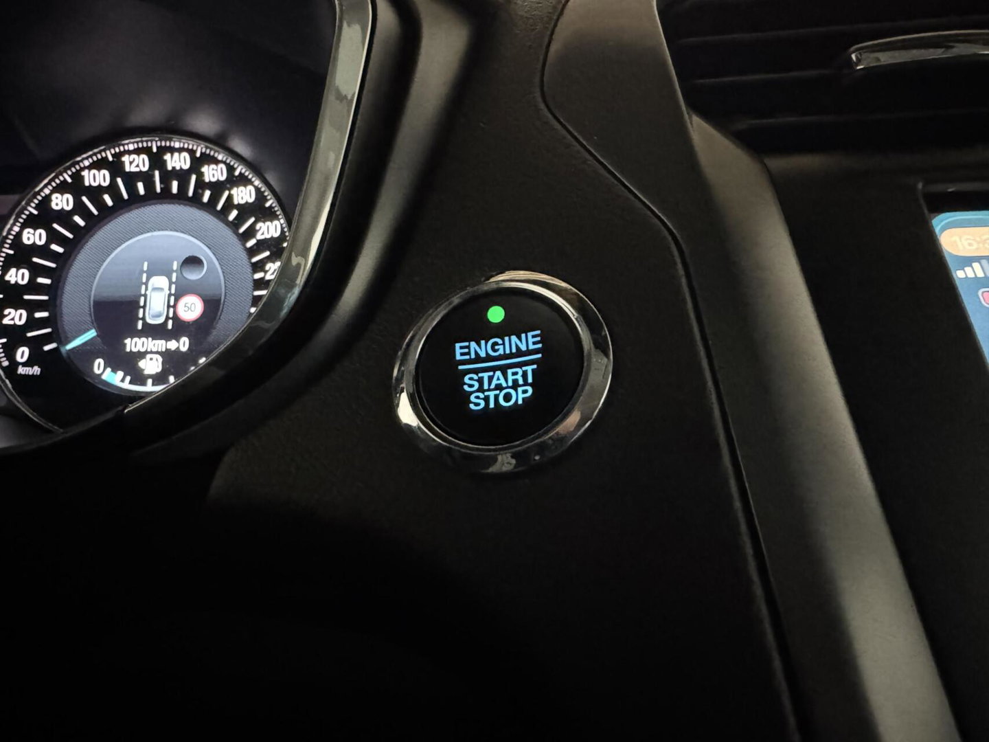 Ford Mondeo Wagon 2.0 ST-Line Carplay Memory PDC Sfeer