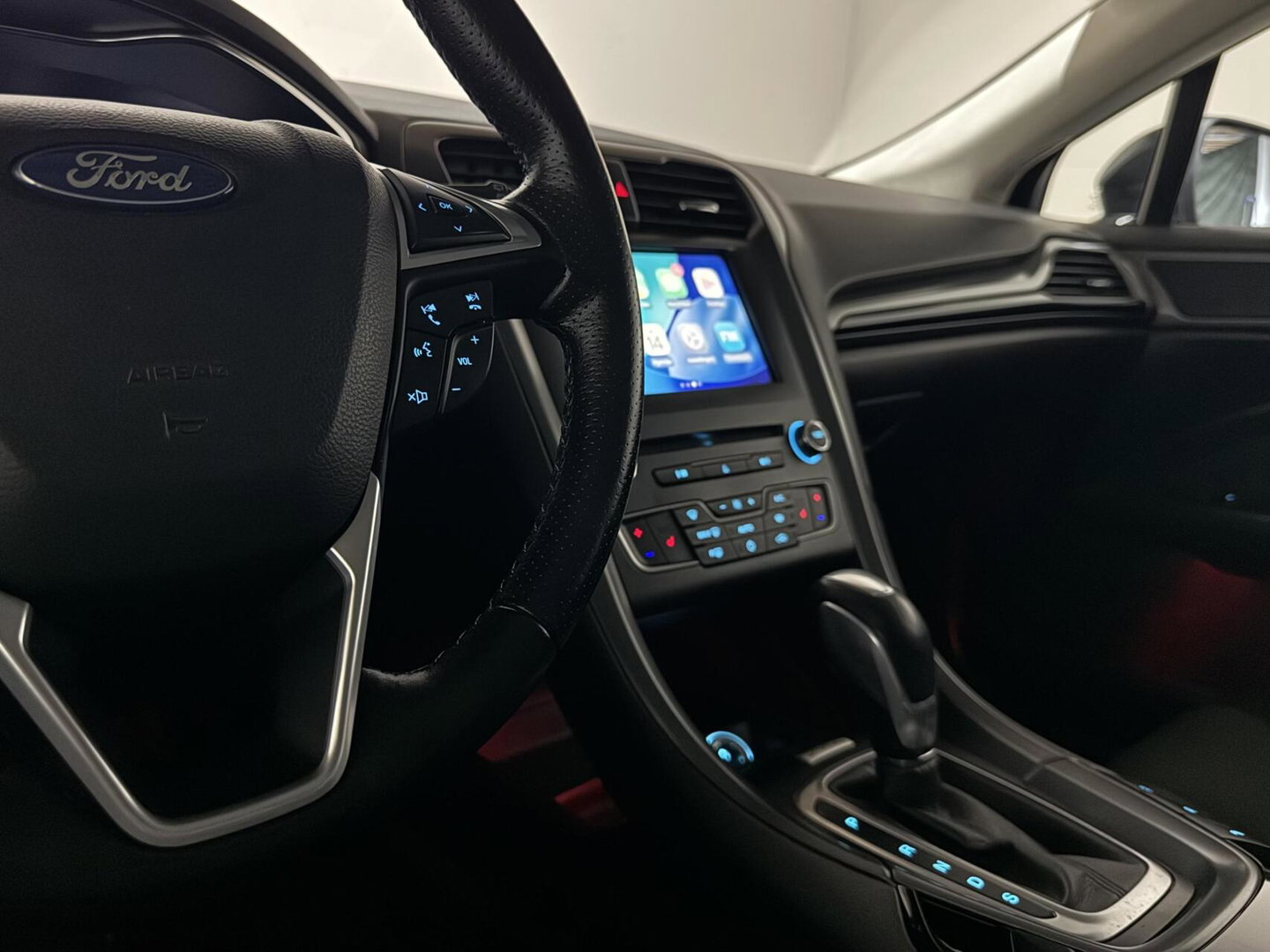 Ford Mondeo Wagon 2.0 ST-Line Carplay Memory PDC Sfeer