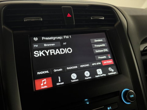 Ford Mondeo Wagon 2.0 ST-Line Carplay Memory PDC Sfeer