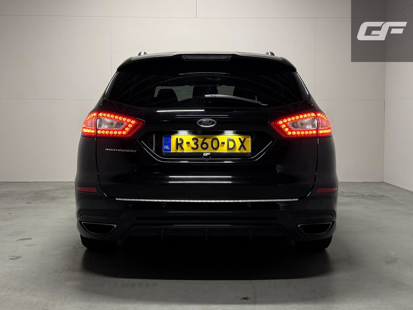 Ford Mondeo Wagon 2.0 ST-Line Carplay Memory PDC Sfeer
