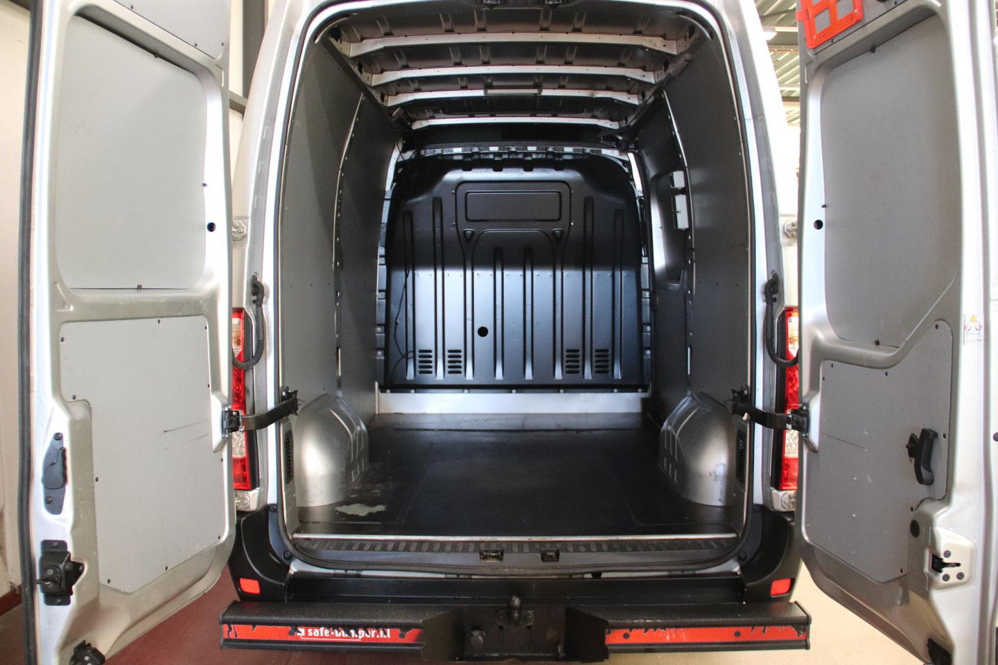 Opel Movano 2.3 Turbo L1H2 AUTOMAAT 180 PK