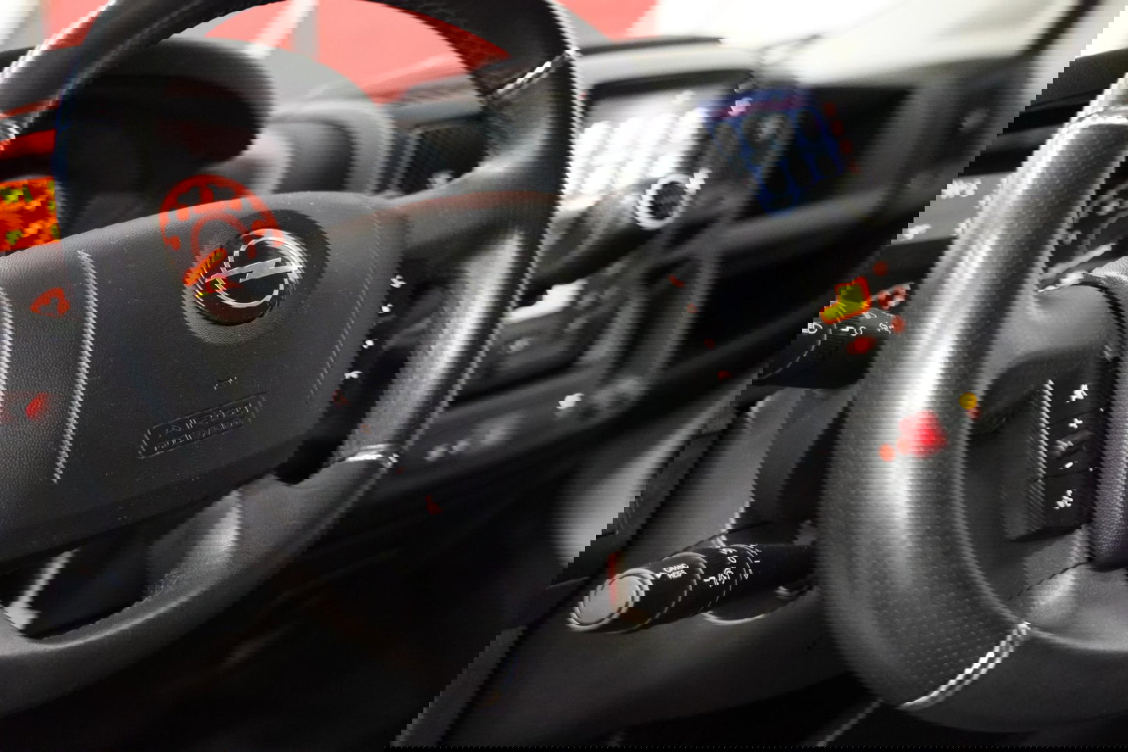 Opel Movano 2.2D 140 L2H2 2500 KG TREKVERMOGEN