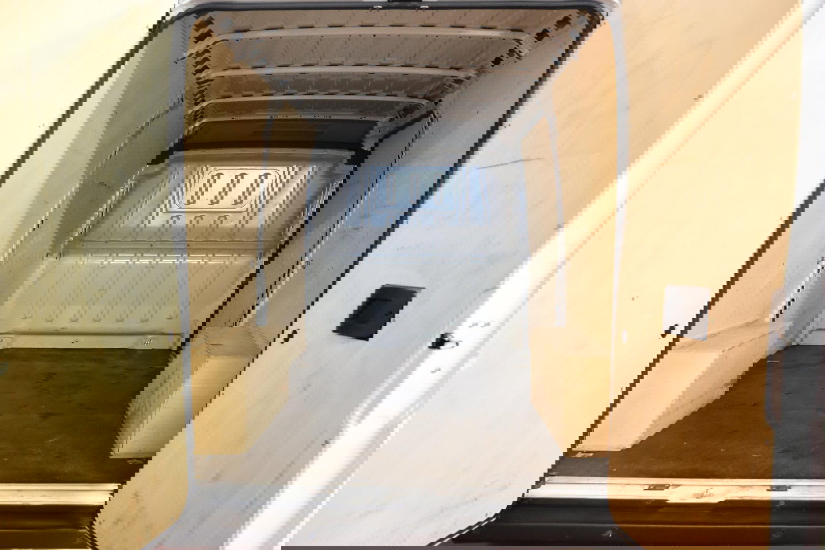 Opel Movano 2.2D 140 L2H2 2500 KG TREKVERMOGEN