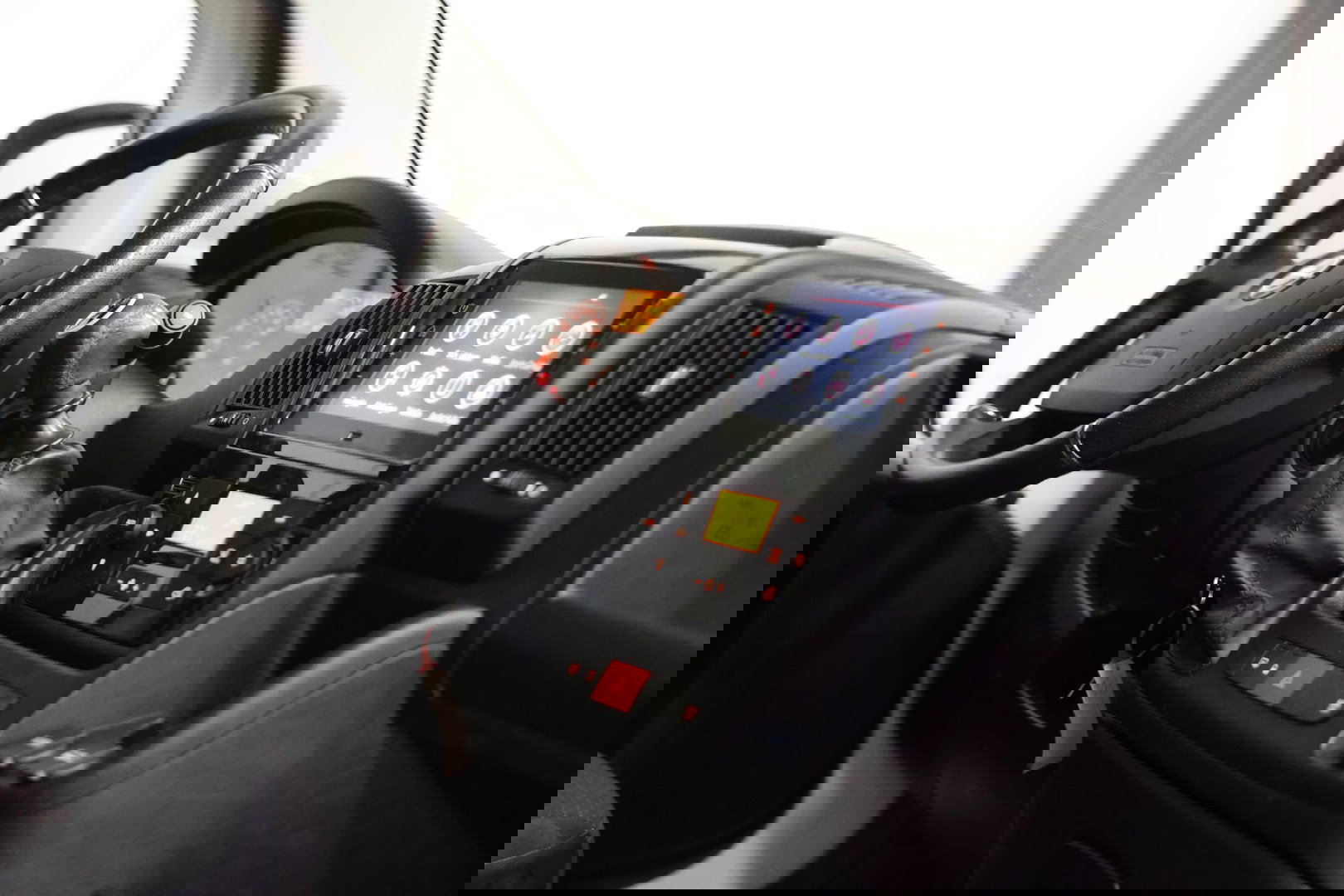 Opel Movano 2.2D 140 L2H2 2500 KG TREKVERMOGEN