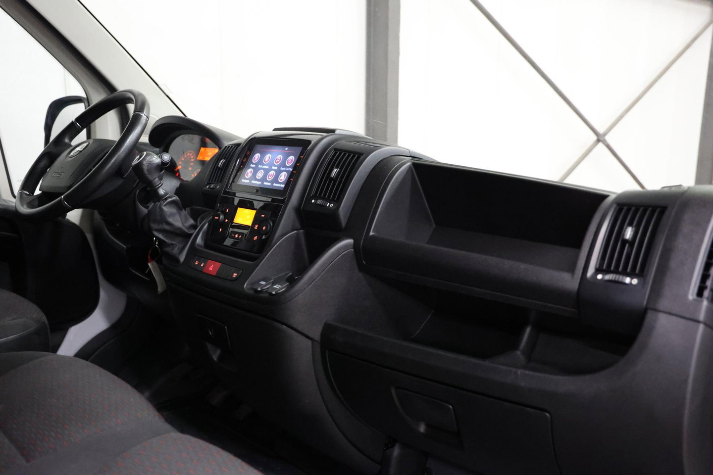 Opel Movano 2.2D 140 L2H2 2500 KG TREKVERMOGEN