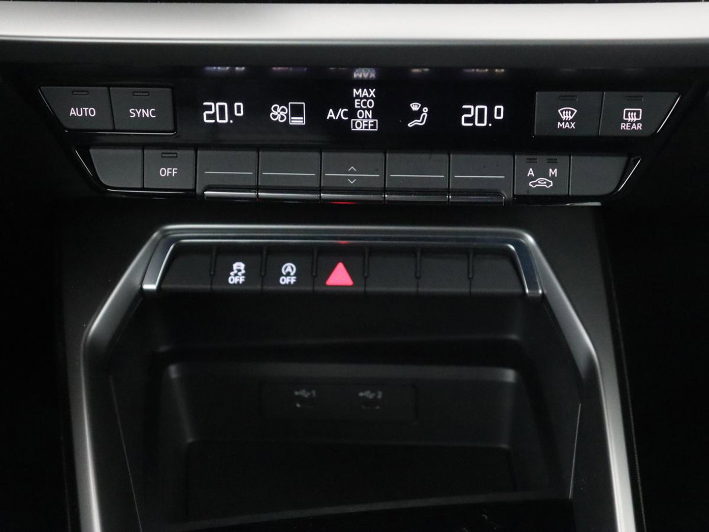 Audi A3 35 TFSI Advanced edition | Sportstoelen | Virtual Cockpit | Carplay | Navigatie | Full LED | Parkeerhulp | Climate control | Cruise control | Bluetooth | DAB