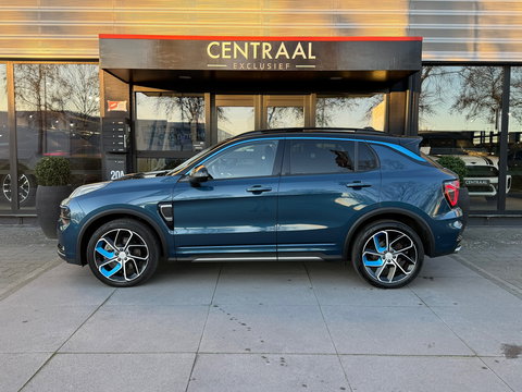 Lynk & Co 01 1.5 262PK|Pano|Infinity|BTW|Memory|360Camera|ACC|Carplay|Ambient Light|Keyless