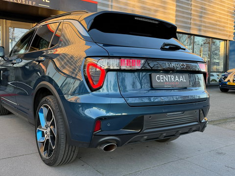 Lynk & Co 01 1.5 262PK|Pano|Infinity|BTW|Memory|360Camera|ACC|Carplay|Ambient Light|Keyless