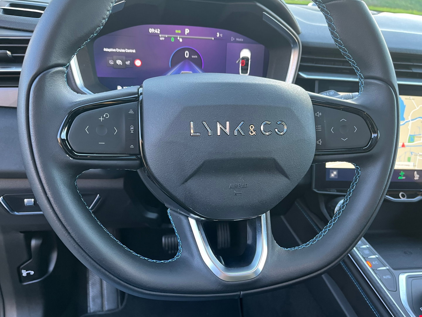 Lynk & Co 01 1.5 262PK|Pano|Infinity|BTW|Memory|360Camera|ACC|Carplay|Ambient Light|Keyless