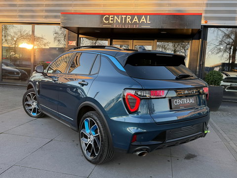 Lynk & Co 01 1.5 262PK|Pano|Infinity|BTW|Memory|360Camera|ACC|Carplay|Ambient Light|Keyless