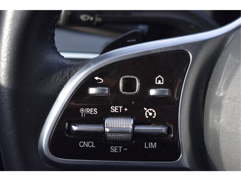 Mercedes-Benz A-Klasse 220 4MATIC AMG Business191 pk 4x4 | Stoelverwarming | Widescreen | Nav | Full LED | Allweather | Netjes