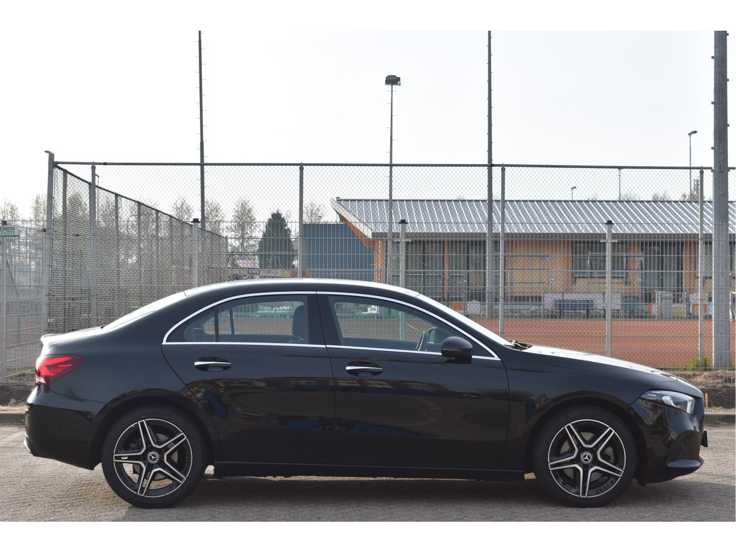 Mercedes-Benz A-Klasse 220 4MATIC AMG Business191 pk 4x4 | Stoelverwarming | Widescreen | Nav | Full LED | Allweather | Netjes