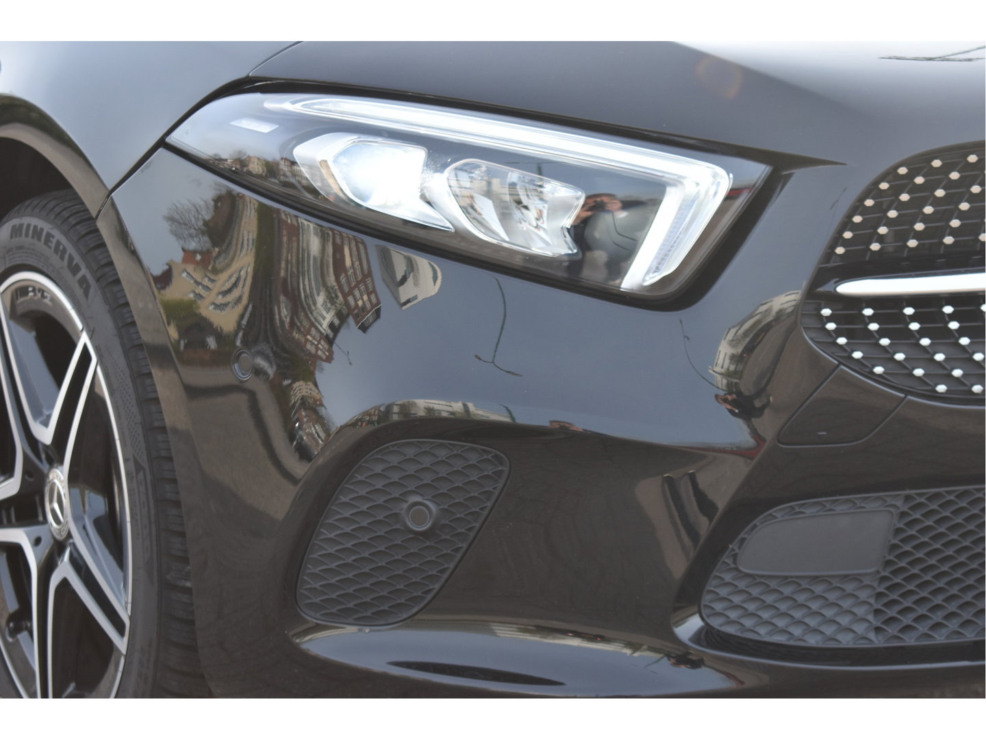 Mercedes-Benz A-Klasse 220 4MATIC AMG Business191 pk 4x4 | Stoelverwarming | Widescreen | Nav | Full LED | Allweather | Netjes