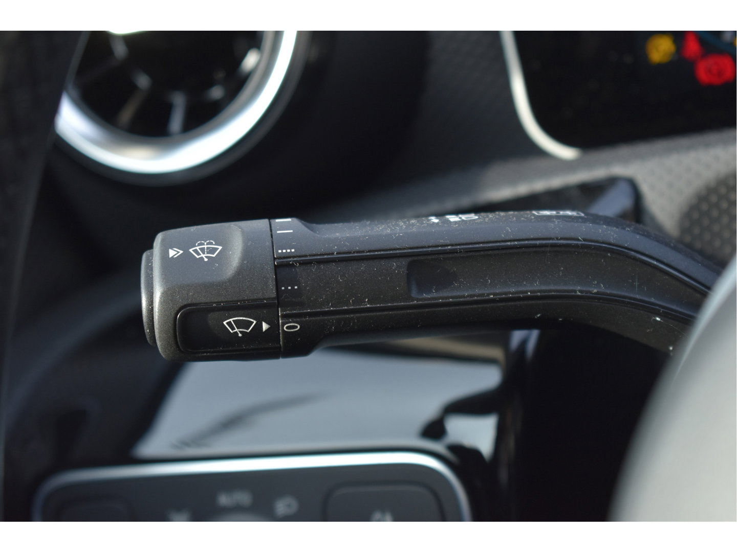 Mercedes-Benz A-Klasse 220 4MATIC AMG Business191 pk 4x4 | Stoelverwarming | Widescreen | Nav | Full LED | Allweather | Netjes