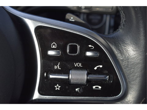 Mercedes-Benz A-Klasse 220 4MATIC AMG Business191 pk 4x4 | Stoelverwarming | Widescreen | Nav | Full LED | Allweather | Netjes