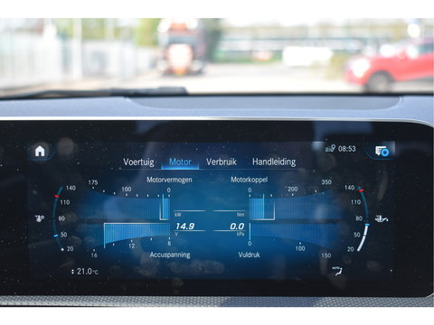 Mercedes-Benz A-Klasse 220 4MATIC AMG Business191 pk 4x4 | Stoelverwarming | Widescreen | Nav | Full LED | Allweather | Netjes