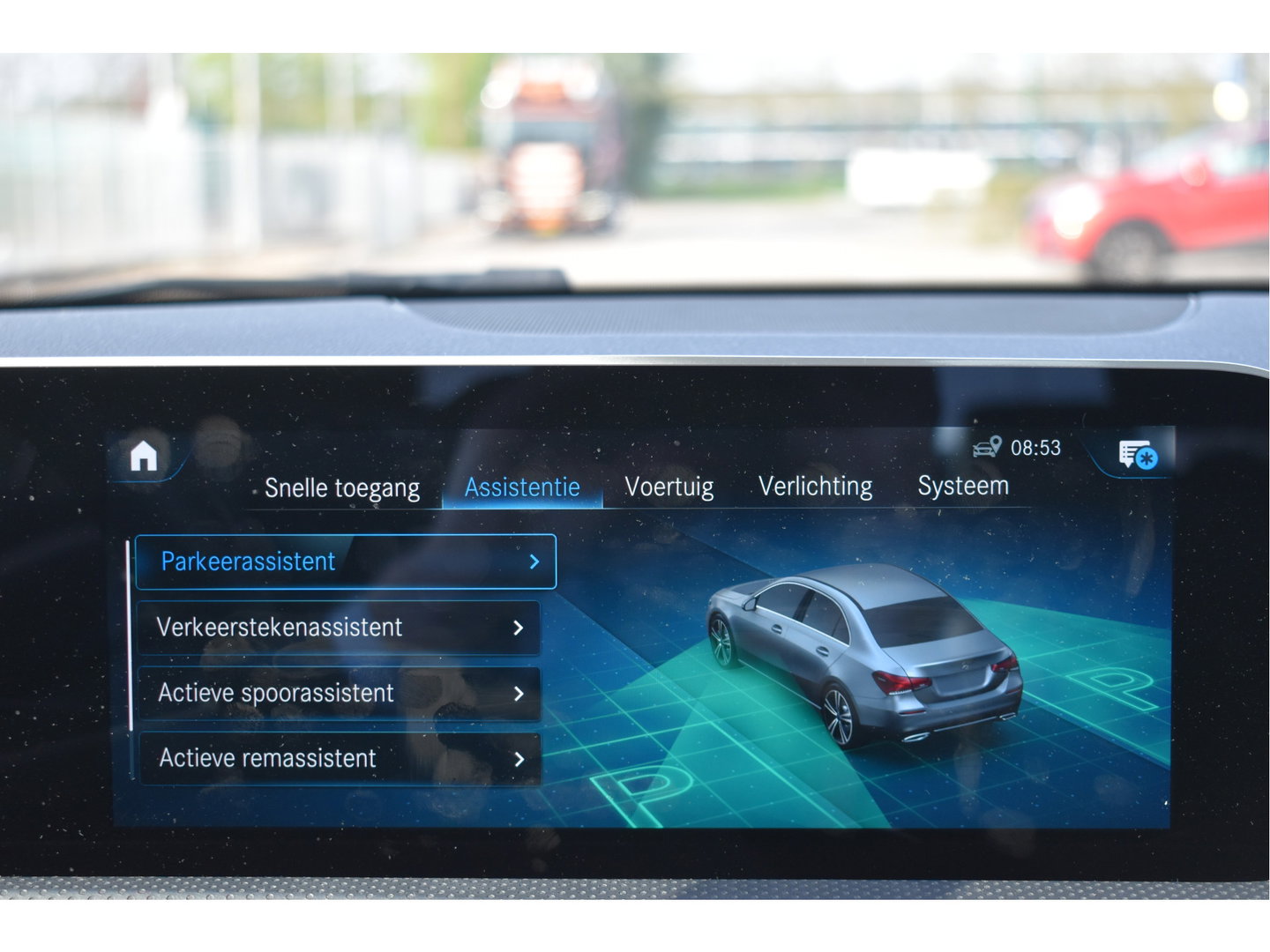 Mercedes-Benz A-Klasse 220 4MATIC AMG Business191 pk 4x4 | Stoelverwarming | Widescreen | Nav | Full LED | Allweather | Netjes