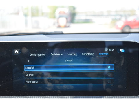 Mercedes-Benz A-Klasse 220 4MATIC AMG Business191 pk 4x4 | Stoelverwarming | Widescreen | Nav | Full LED | Allweather | Netjes