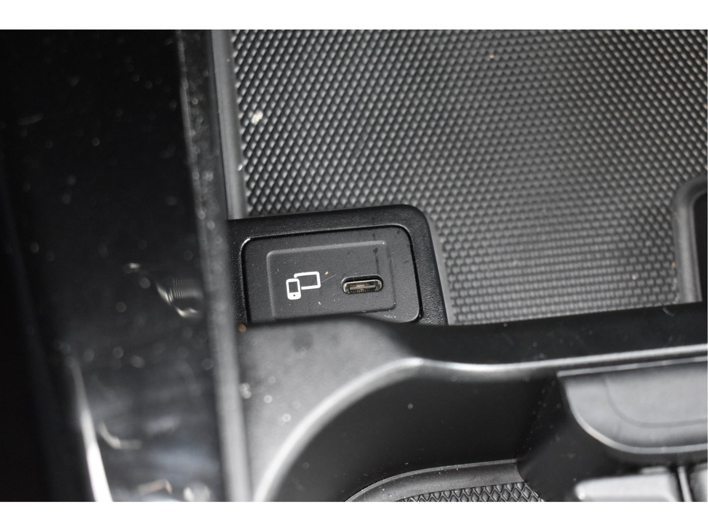 Mercedes-Benz A-Klasse 220 4MATIC AMG Business191 pk 4x4 | Stoelverwarming | Widescreen | Nav | Full LED | Allweather | Netjes