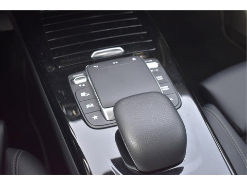 Mercedes-Benz A-Klasse 220 4MATIC AMG Business191 pk 4x4 | Stoelverwarming | Widescreen | Nav | Full LED | Allweather | Netjes