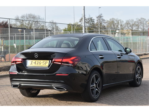 Mercedes-Benz A-Klasse 220 4MATIC AMG Business191 pk 4x4 | Stoelverwarming | Widescreen | Nav | Full LED | Allweather | Netjes
