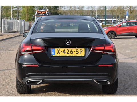 Mercedes-Benz A-Klasse 220 4MATIC AMG Business191 pk 4x4 | Stoelverwarming | Widescreen | Nav | Full LED | Allweather | Netjes