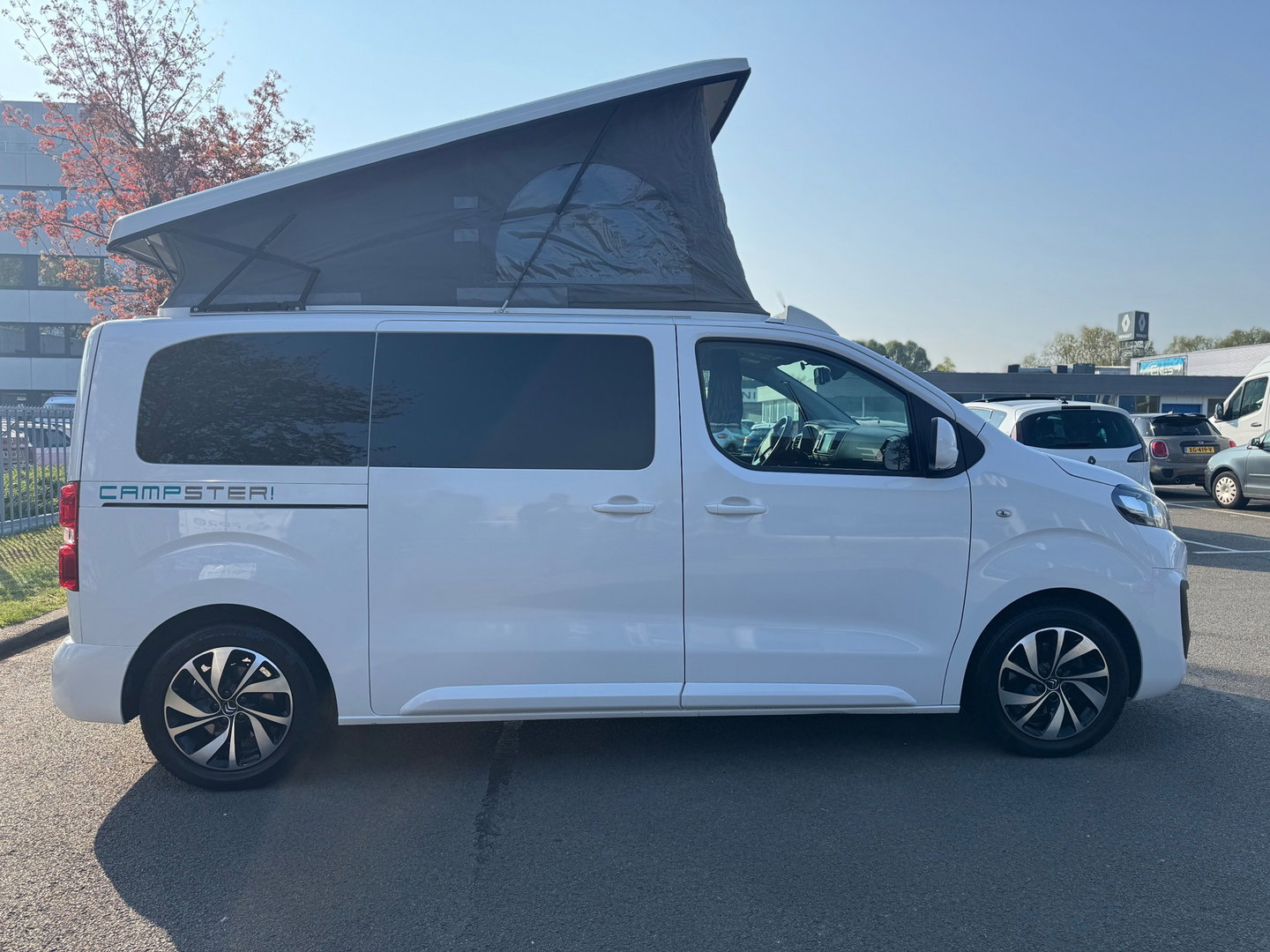 Dethleffs CAMPSTER 002 KEUKEN AUTOMAAT HEKDAK Standkachel Webasto