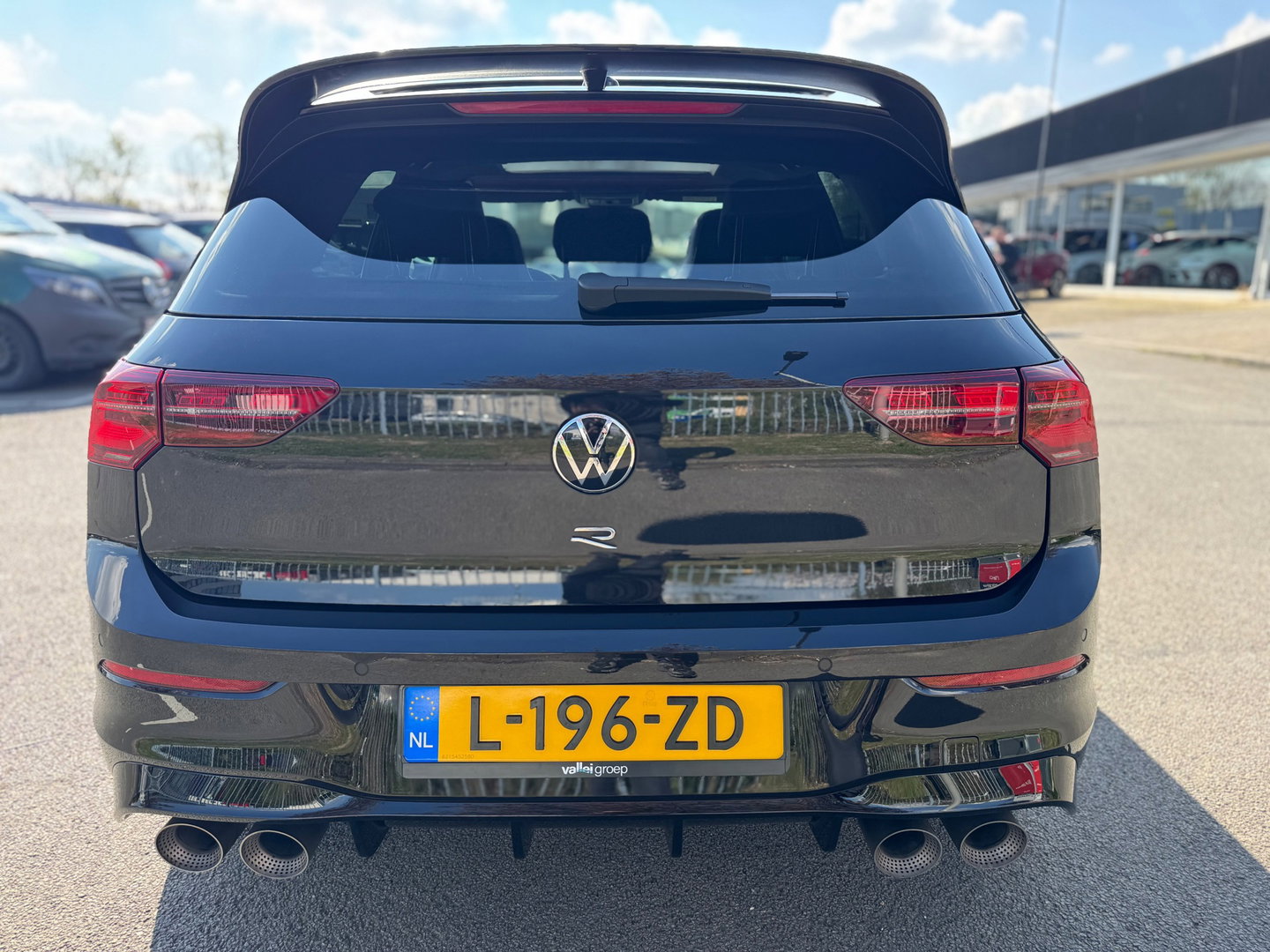 Volkswagen Golf 2.0 TSI R 4Motion DSG Pano AKRA IQ HUD Drift modes