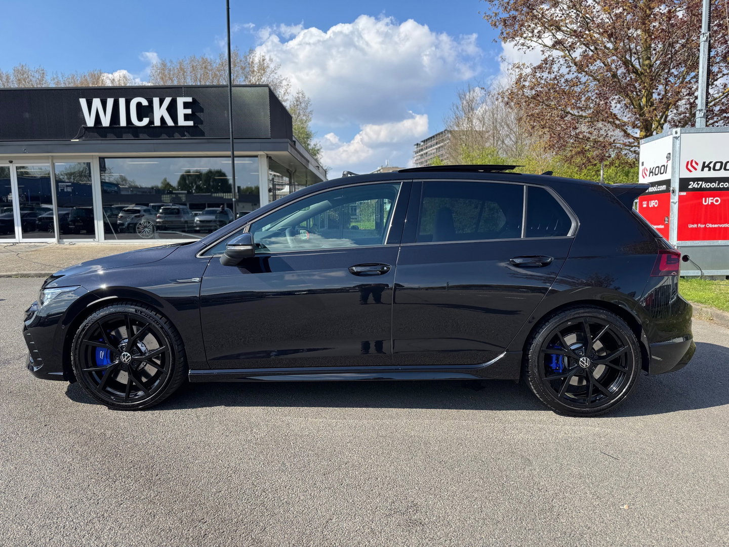 Volkswagen Golf 2.0 TSI R 4Motion DSG Pano AKRA IQ HUD Drift modes