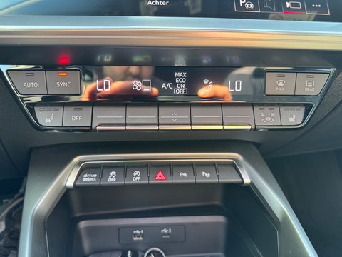 Audi A3 Sportback 2.0 TFSI S3 quattro Edition One Pano Memory HUD