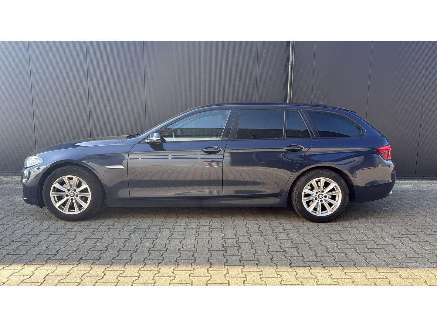 BMW 5 Serie Touring 518d Executive EURO6