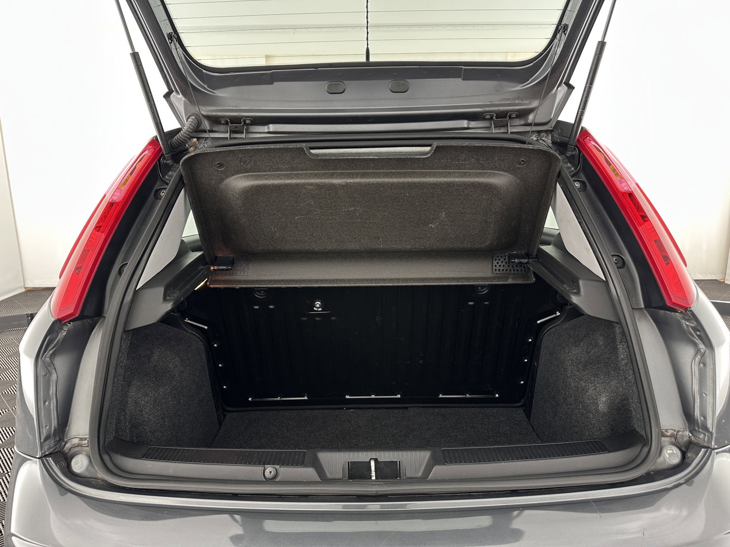 Fiat Punto Evo 1.3 M-Jet Lounge *AIRCO | CRUISE | COMFORT-SEATS | 16''ALU*