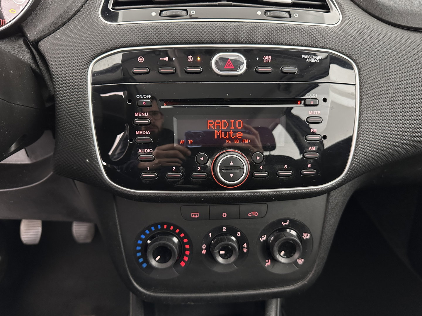 Fiat Punto Evo 1.3 M-Jet Lounge *AIRCO | CRUISE | COMFORT-SEATS | 16''ALU*