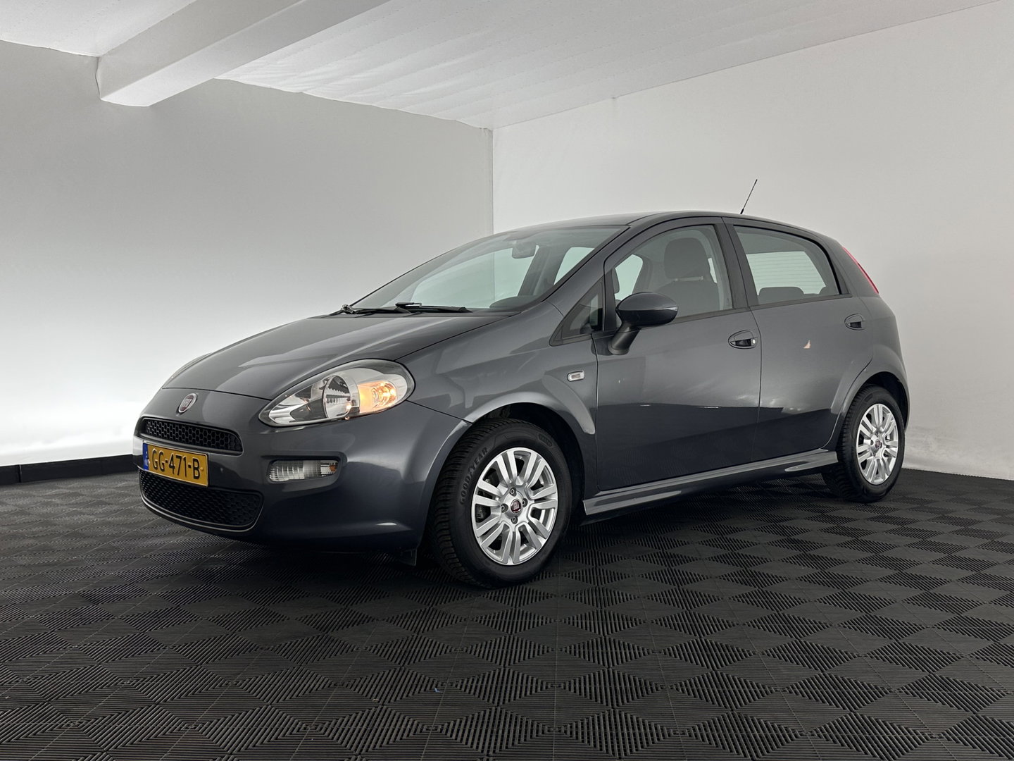 Fiat Punto Evo 1.3 M-Jet Lounge *AIRCO | CRUISE | COMFORT-SEATS | 16''ALU*