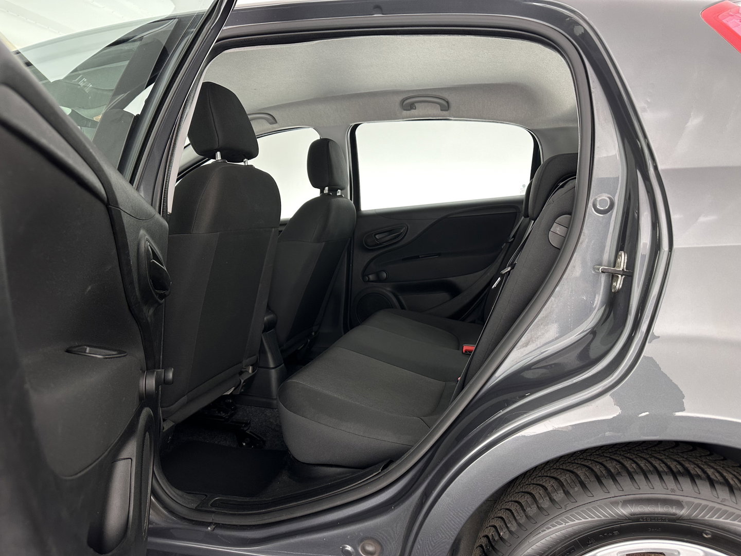 Fiat Punto Evo 1.3 M-Jet Lounge *AIRCO | CRUISE | COMFORT-SEATS | 16''ALU*